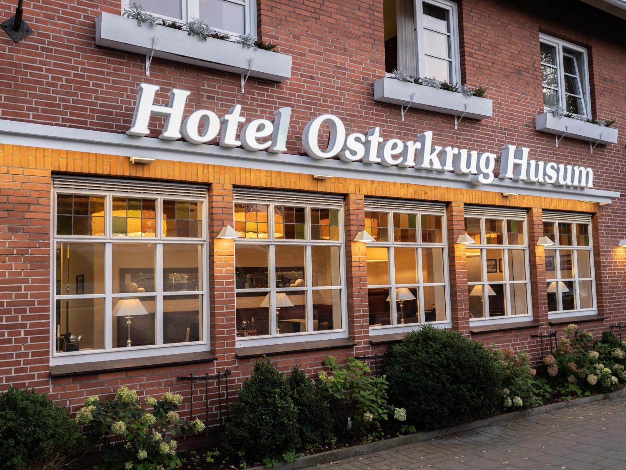 Hotel Osterkrug Husum  Exterior photo